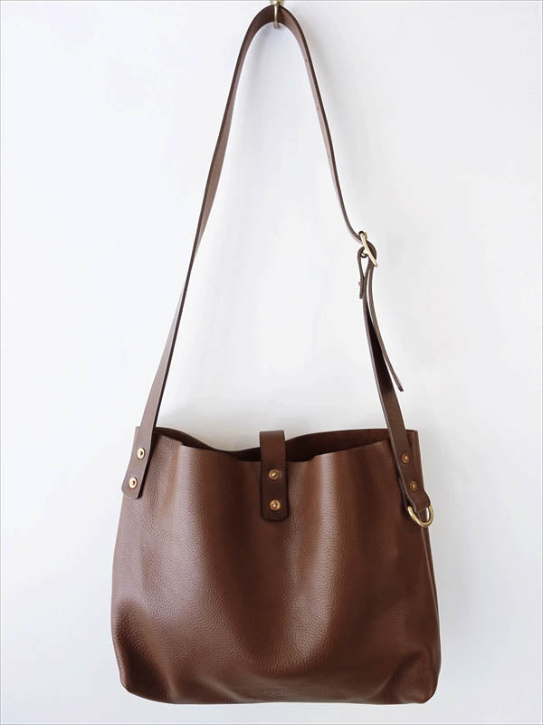 ADDINGTON - Leather Crossbody Bag