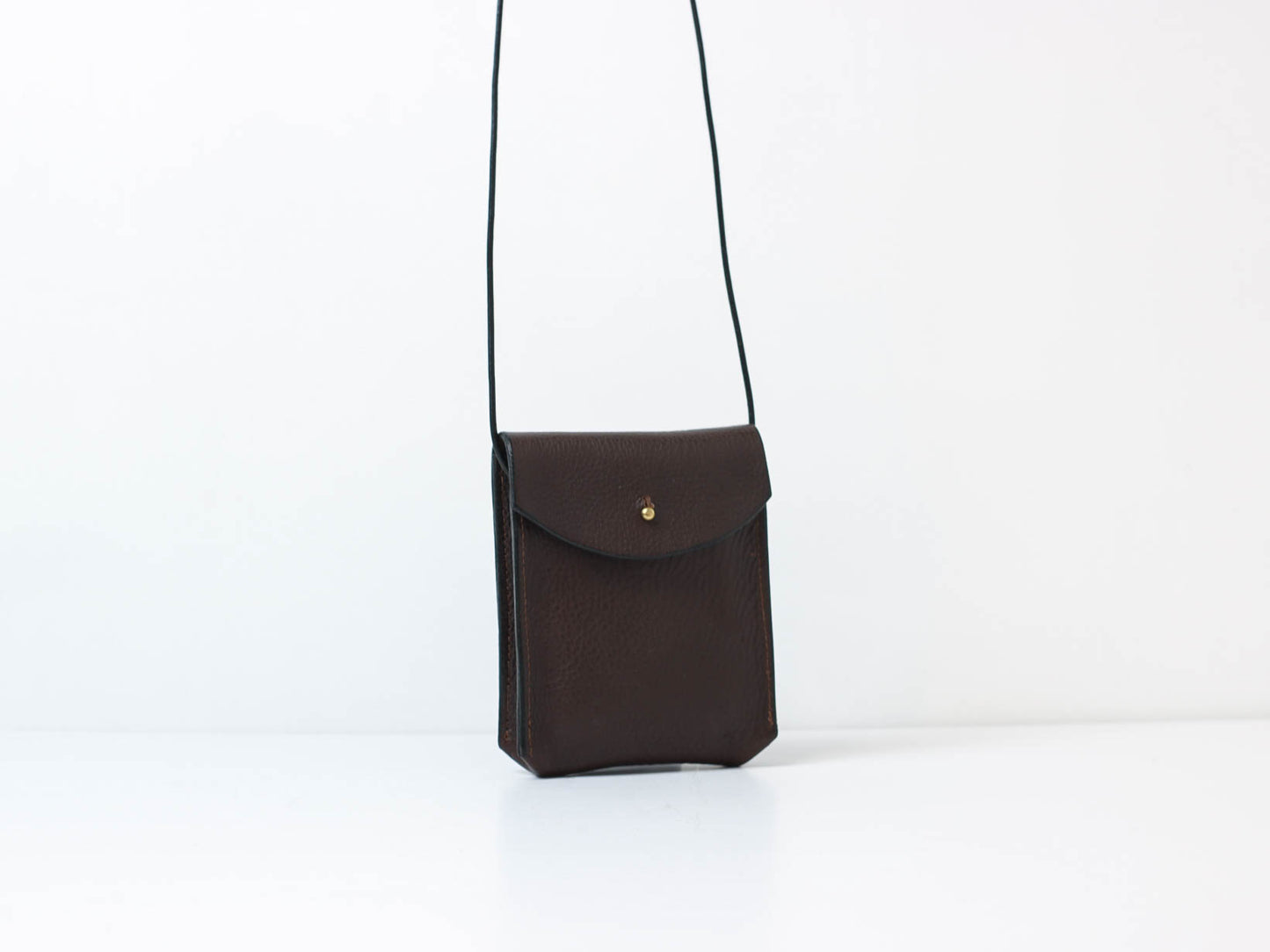 EVENING - Leather Crossbody Pouch