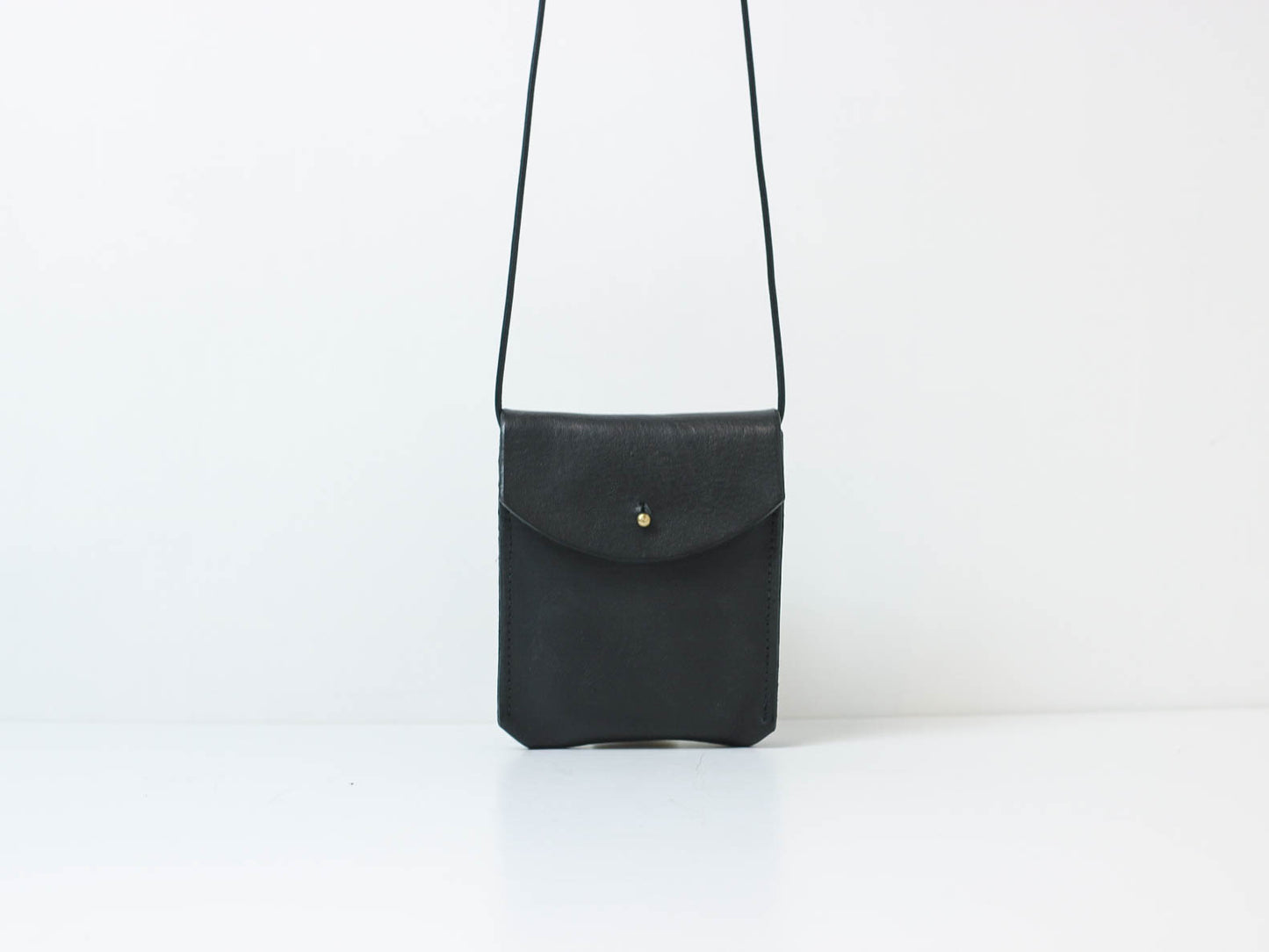 EVENING - Leather Crossbody Pouch