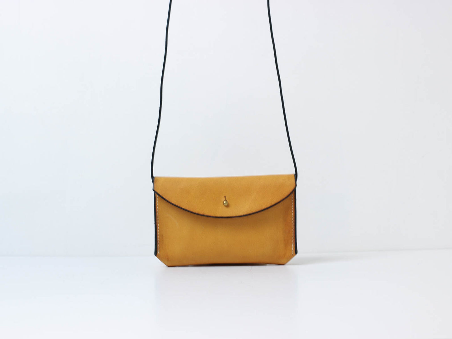 T.B.M - Leather Crossbody Pouch