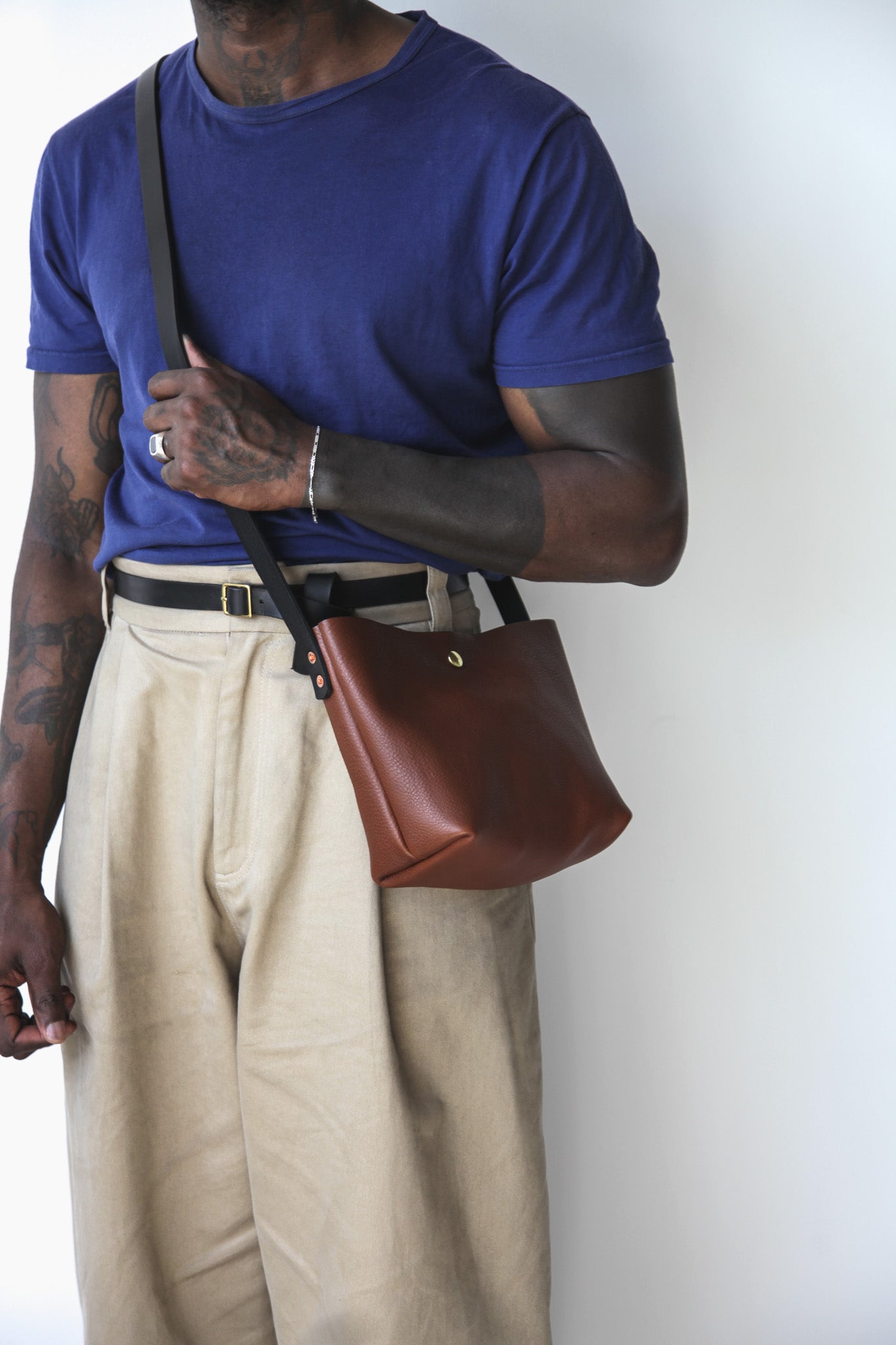 SUNBURY - Leather Crossbody Bag