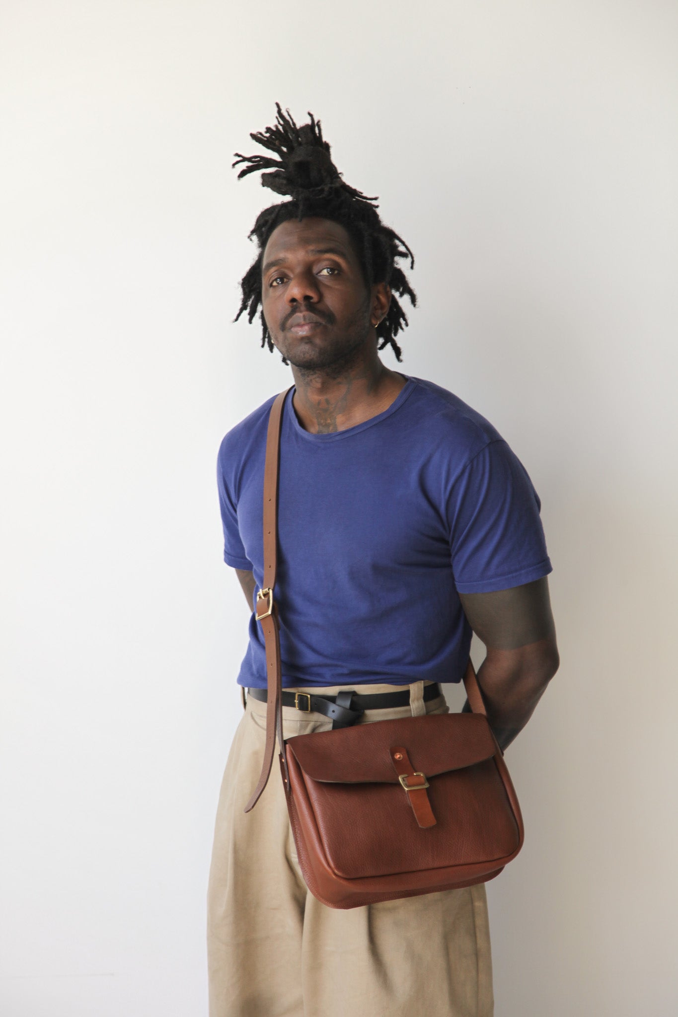 FOULDEN - Leather Crossbody Bag