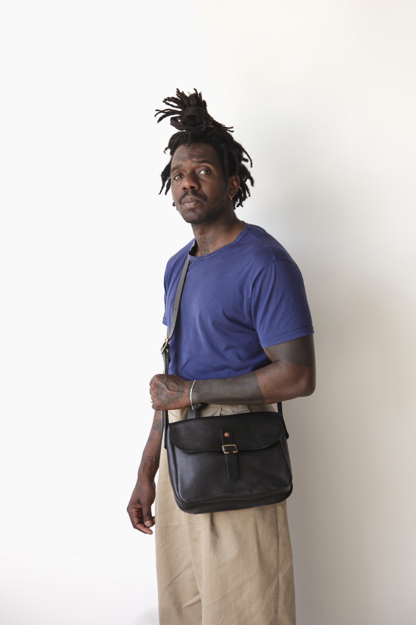 FOULDEN - Leather Crossbody Bag