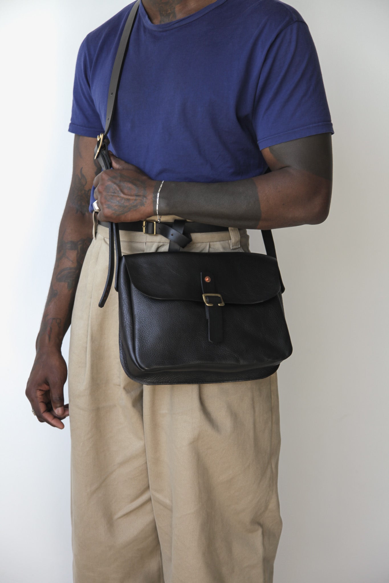 FOULDEN - Leather Crossbody Bag