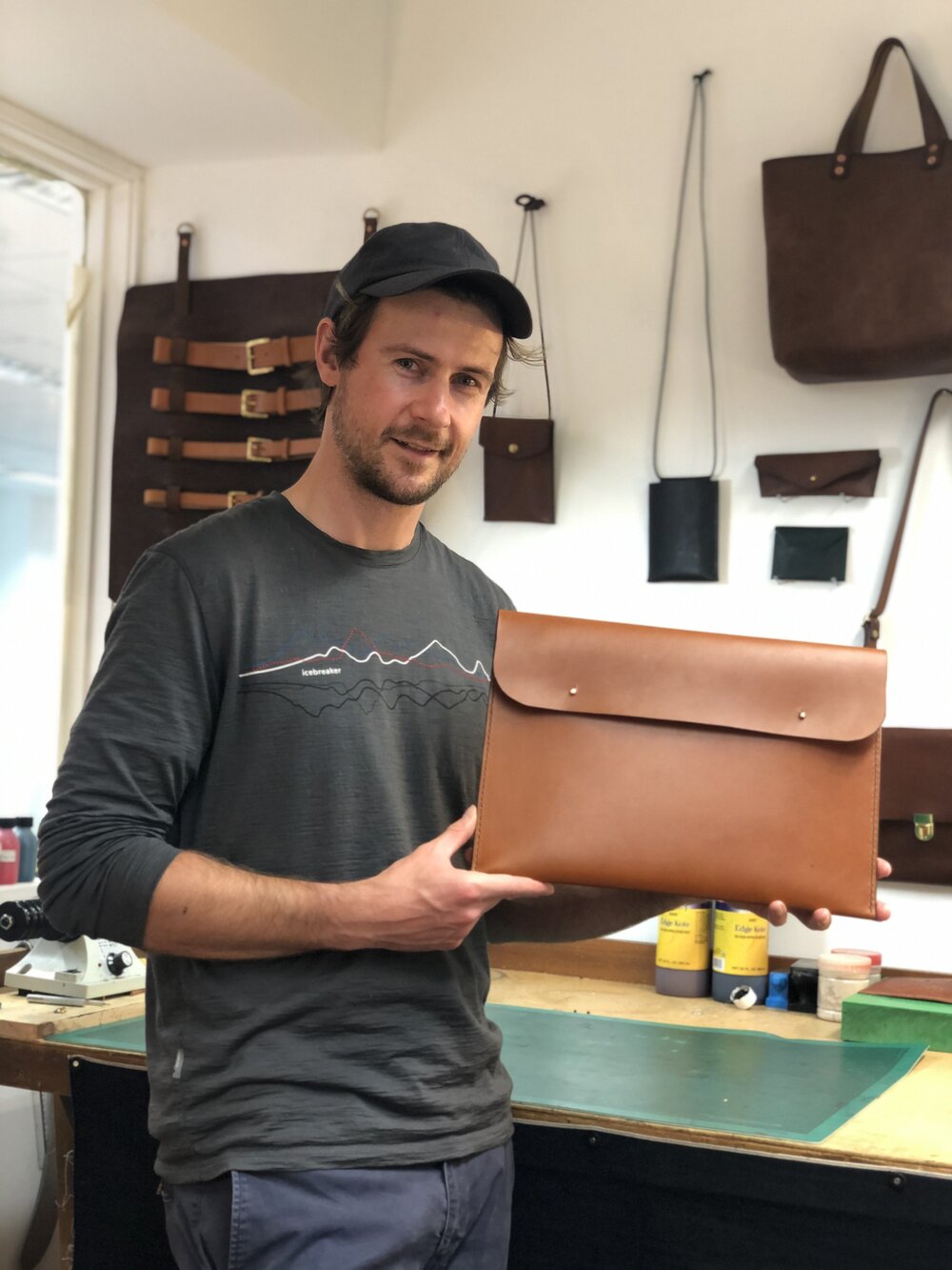 BAG MAKING LEATHER WORKSHOP