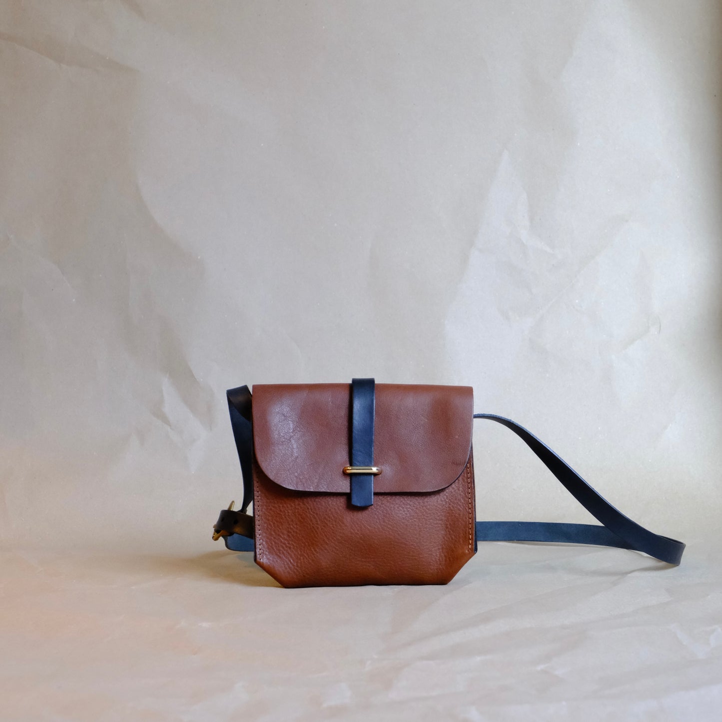 Julia | Crossbody| Tan brown