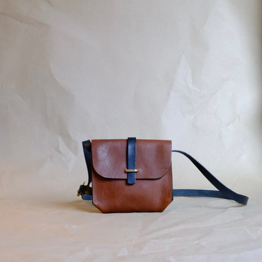 Julia | Crossbody| Tan brown
