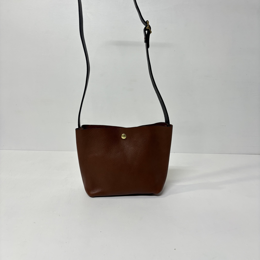 Sunbury | Tan brown